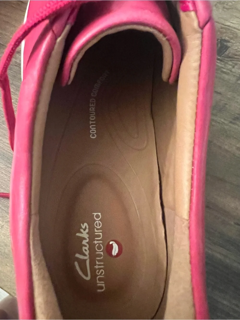 Clarks Unstructured Un Maui Lace Up Premium Leather Sneakers Size 9.5 Raspberry
